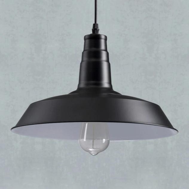 suspension metal noir industriel